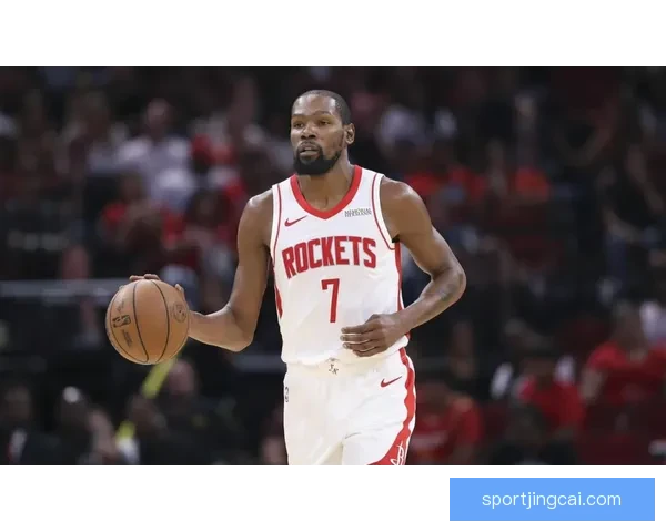 火箭险胜残阵雄鹿升至西部第五 杜兰特关键时刻拒绝逆转谢泼德三分新高